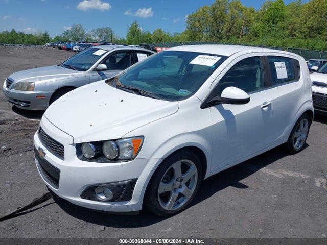 Chevrolet Sonic Ltz Auto 2015 1G1JE6SB5F4120135 Image 2