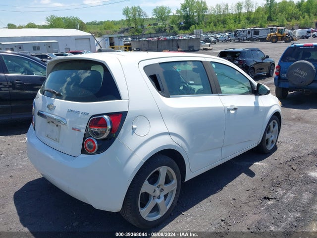 Chevrolet Sonic Ltz Auto 2015 1G1JE6SB5F4120135 Image 4