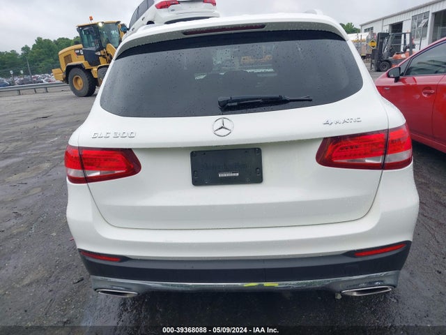 WDC0G4KB1GF063143 Mercedes-Benz Glc 300 4matic