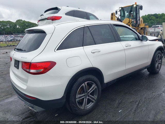 WDC0G4KB1GF063143 Mercedes-Benz Glc 300 4matic