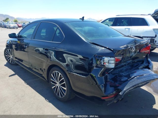 3VWD17AJ5GM218552 Volkswagen Jetta 1.8t Sport