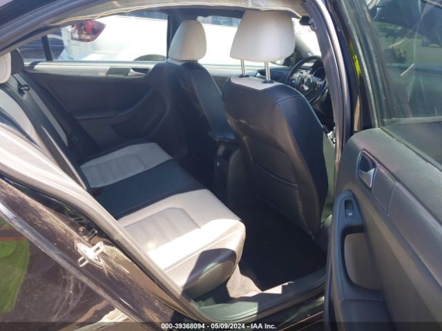 3VWD17AJ5GM218552 Volkswagen Jetta 1.8t Sport