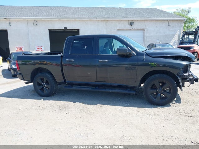 RAM 1500 Express  4x4 5'7 Box 2017 1C6RR7KG8HS548724 Image 14