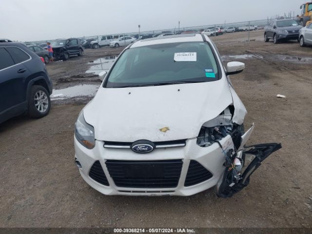 1FADP3N27EL194515 Ford Focus Titanium