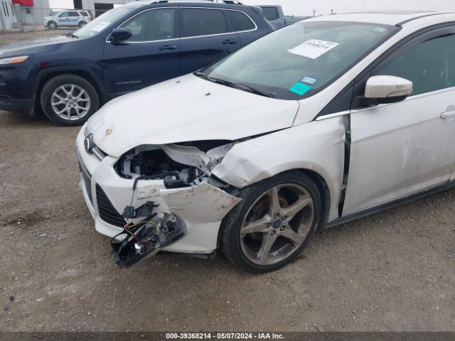1FADP3N27EL194515 Ford Focus Titanium