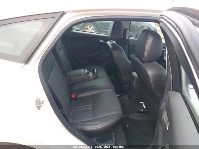 1FADP3N27EL194515 Ford Focus Titanium