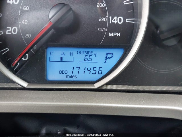 Toyota RAV4 LE 2015 JTMBFREVXFJ014409 Image 15