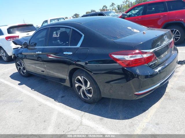 Продажа на аукционе авто 2017 Honda Accord Lx, vin: 1HGCR2F33HA217100, номер лота: 39368342