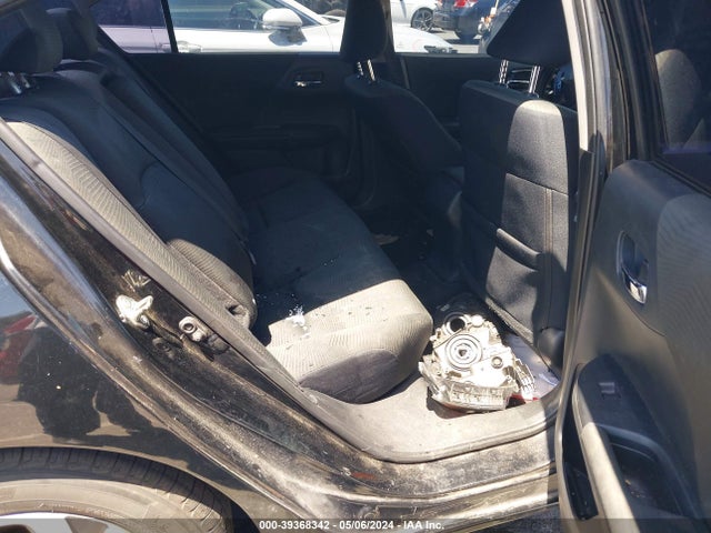 Auction sale of the 2017 Honda Accord Lx, vin: 1HGCR2F33HA217100, lot number: 39368342