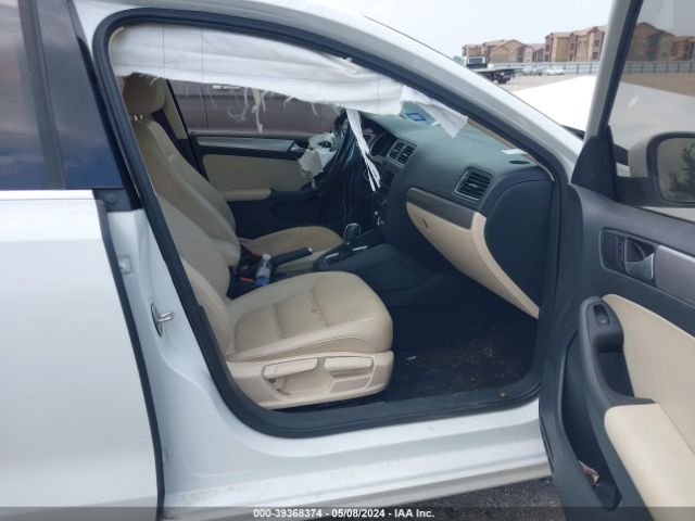 3VWDB7AJ0HM358717 Volkswagen Jetta 1.4t Se