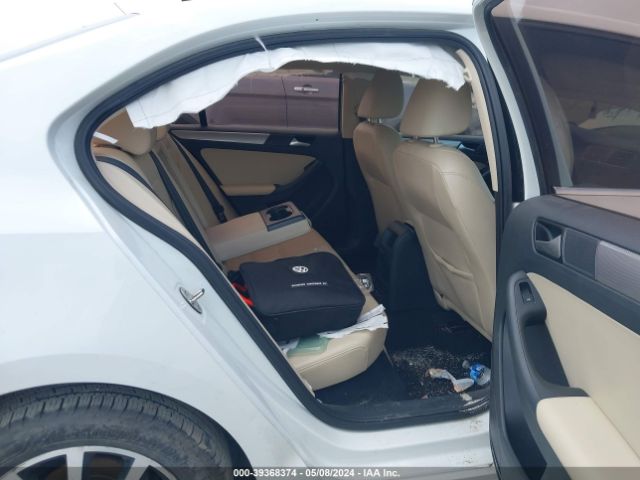 3VWDB7AJ0HM358717 Volkswagen Jetta 1.4t Se