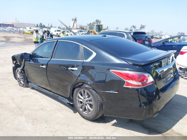 Nissan Altima 2.5 S 2015 1N4AL3AP2FC476465 Image 3