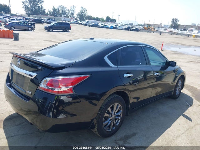 Nissan Altima 2.5 S 2015 1N4AL3AP2FC476465 Image 4