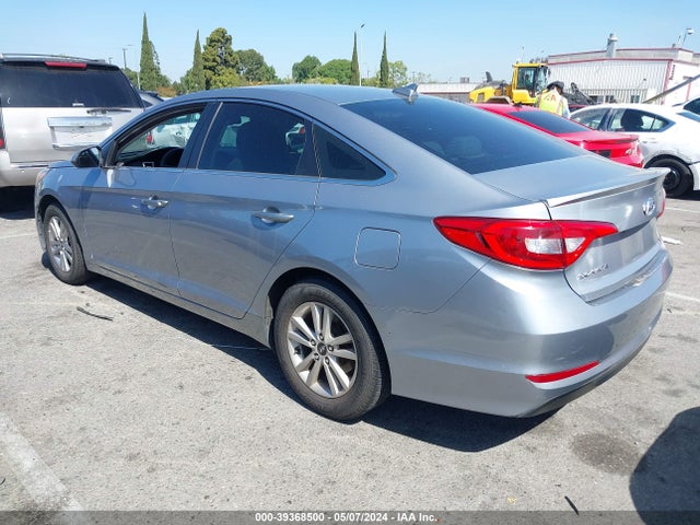 Hyundai SONATA SE 2017 5NPE24AF3HH550219 Image 3