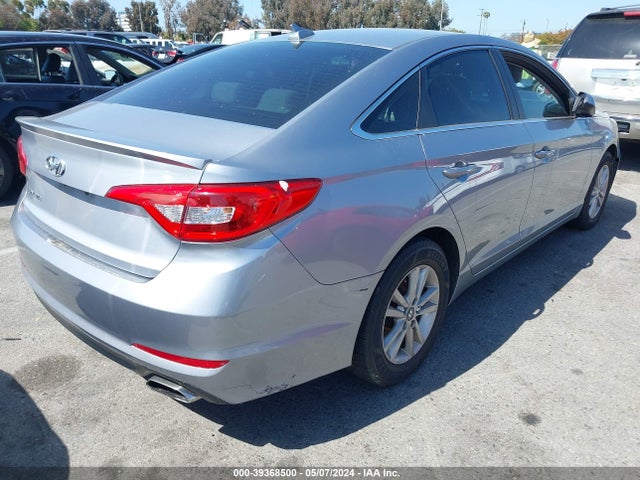 Hyundai SONATA SE 2017 5NPE24AF3HH550219 Image 4
