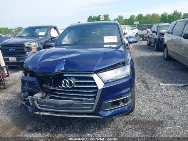 WA1VAAF75KD033689 Audi Q7 55 Premium