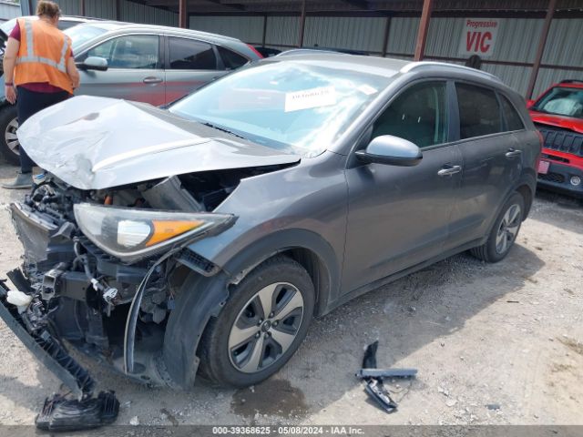 KNDCB3LC2J5127934 KIA NIRO LX
