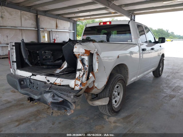 1C6RR6FT6LS120953 RAM 1500 Classic Tradesman Quad Cab 4x2 6'4 Box