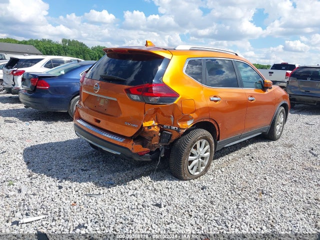 Nissan ROGUE SV 2018 JN8AT2MV8JW301387 Image 4