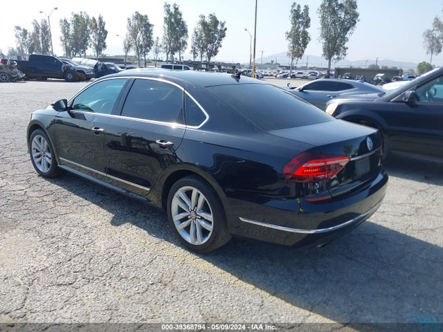 1VWGT7A38HC000939 Volkswagen Passat 1.8t Se