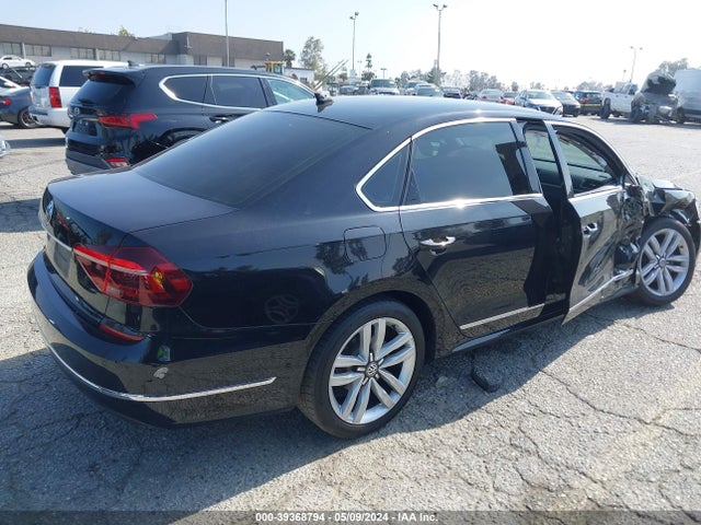 1VWGT7A38HC000939 Volkswagen Passat 1.8t Se