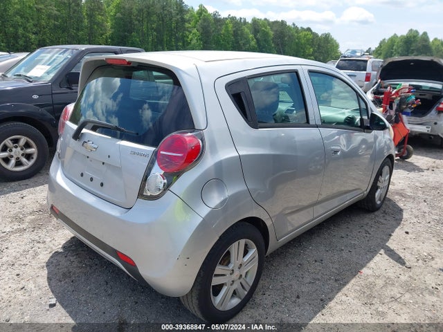 Chevrolet Spark Ls Auto 2014 KL8CB6S90EC489455 Image 4