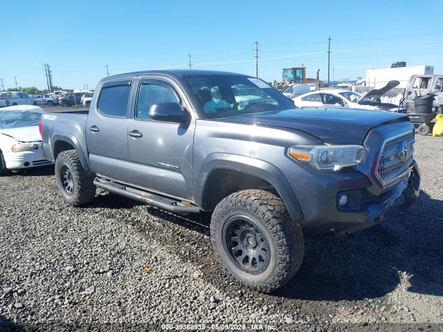 Toyota Tacoma Trd Off Road 2017 5TFCZ5AN5HX071157 головне зображення