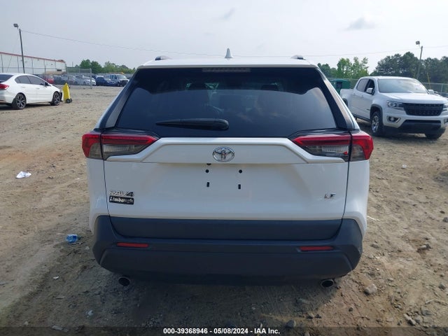 Toyota RAV4 LE 2019 2T3H1RFV0KW036843 Image 16