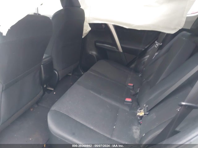 Toyota RAV4 LE 2018 JTMZFREV7JJ733981 Image 8