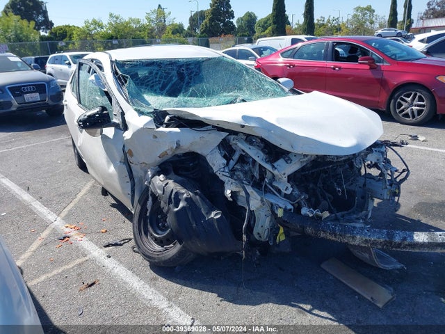 Toyota COROLLA LE 2017 2T1BURHE8HC849053 Image 1