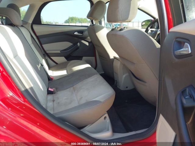 1FADP3F21EL135040 Ford FOCUS SE