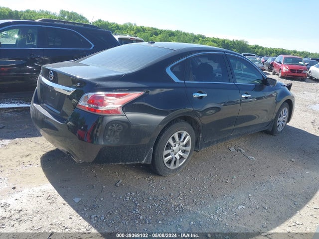 Nissan Altima 2.5 S 2015 1N4AL3APXFC415347 Image 4