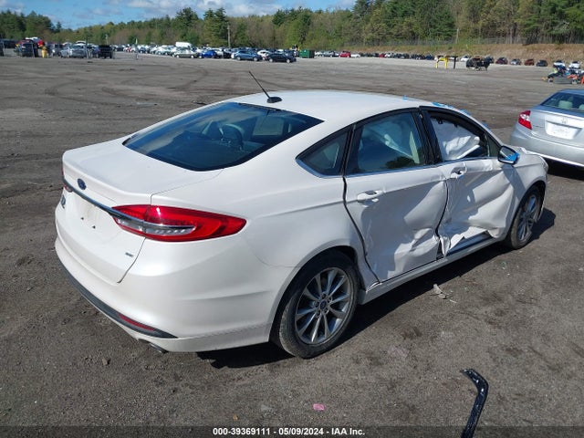 3FA6P0H73HR193964 Ford FUSION SE