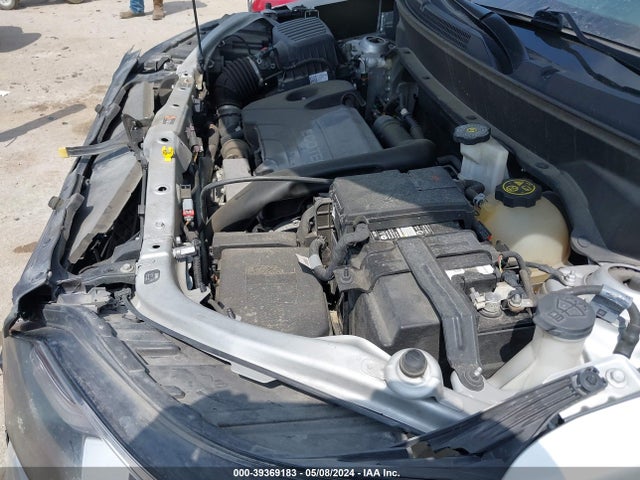 Chevrolet EQUINOX LS 2018 2GNAXHEV2J6199443 Image 10