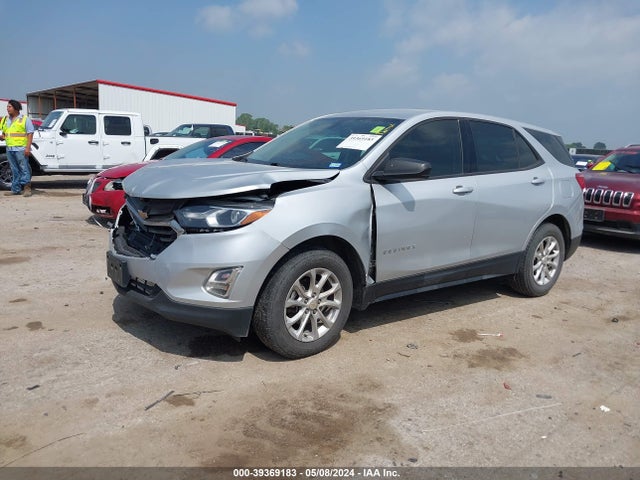 Chevrolet EQUINOX LS 2018 2GNAXHEV2J6199443 Image 2