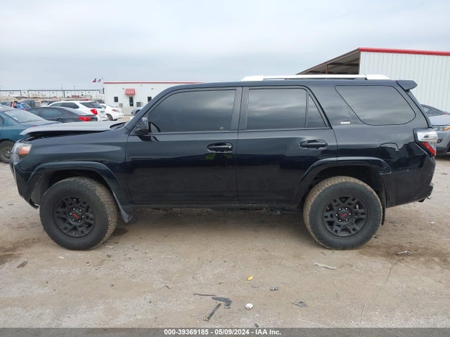 Toyota 4RUNNER SR5 2018 JTEZU5JR9J5177636 Image 14