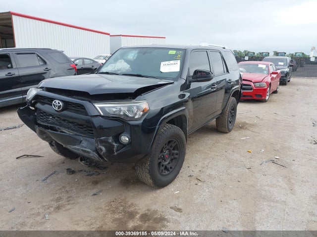 Toyota 4RUNNER SR5 2018 JTEZU5JR9J5177636 Image 2