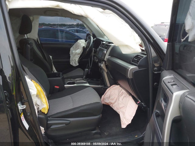 Toyota 4RUNNER SR5 2018 JTEZU5JR9J5177636 Image 5