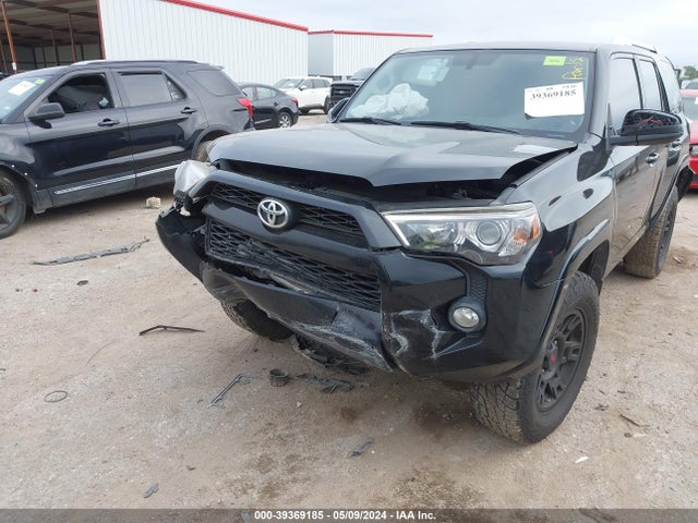 Toyota 4RUNNER SR5 2018 JTEZU5JR9J5177636 Image 6