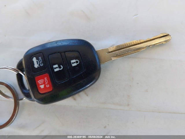 Toyota COROLLA LE 2019 2T1BURHE6KC224660 Image 11