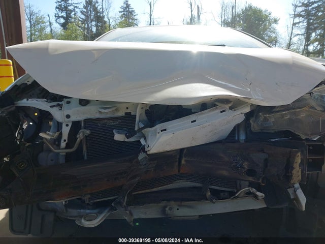 Toyota COROLLA LE 2019 2T1BURHE6KC224660 Image 21