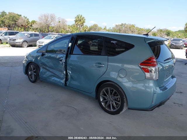 Toyota Prius V Five 2015 JTDZN3EU2FJ032943 Image 3