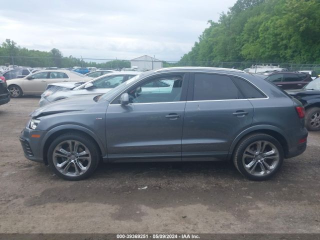 WA1GFCFS3GR007676 Audi Q3 2.0t Premium Plus