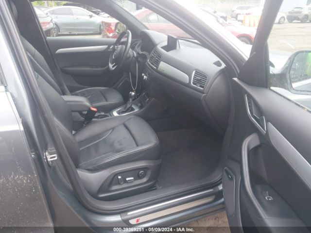 WA1GFCFS3GR007676 Audi Q3 2.0t Premium Plus