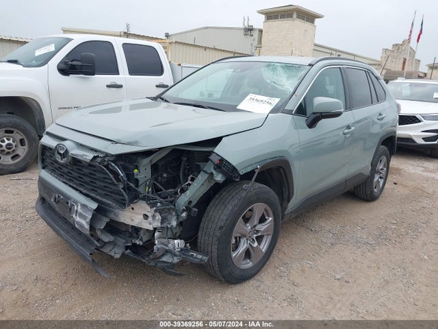 Toyota Rav4 Xle 2022 2T3W1RFV3NW209444 Image 2