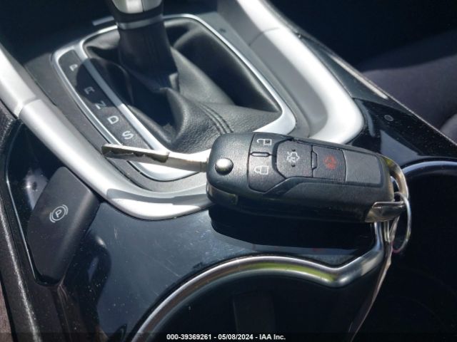 1FA6P0H70E5403631 Ford FUSION SE