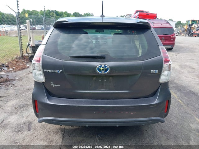 Toyota Prius V Three 2017 JTDZN3EU4HJ073092 Image 16