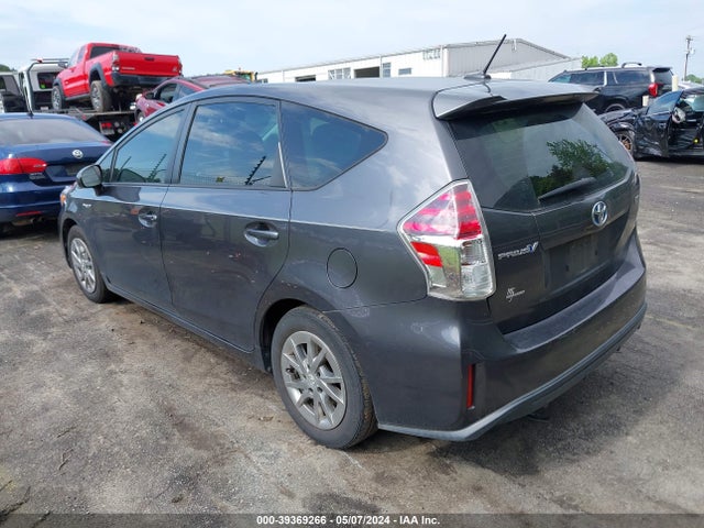 Toyota Prius V Three 2017 JTDZN3EU4HJ073092 Image 3
