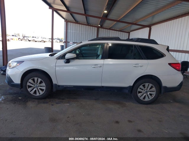 Subaru Outback 2.5i Premium 2018 4S4BSACC3J3316731 Image 14