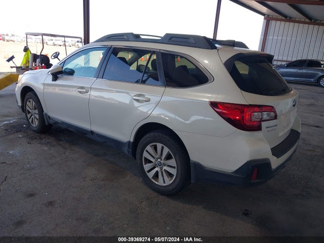 Subaru Outback 2.5i Premium 2018 4S4BSACC3J3316731 Image 3
